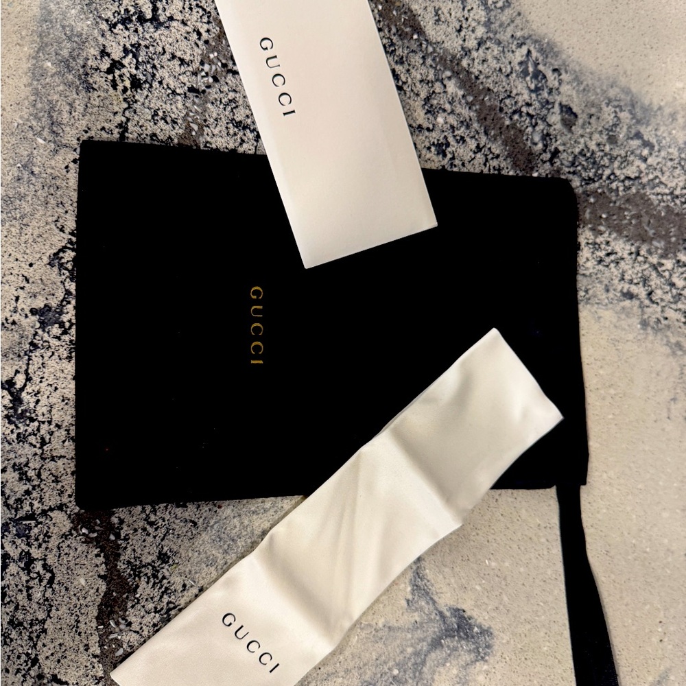Gucci silk sunglass bag